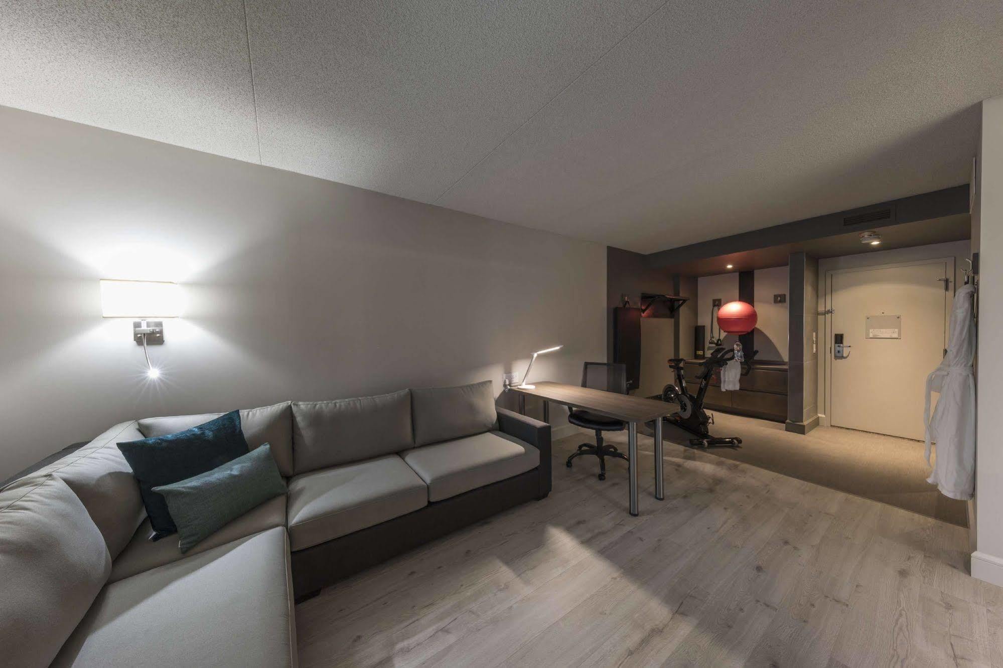 Hotel & Suites Normandin Quebec Exterior foto